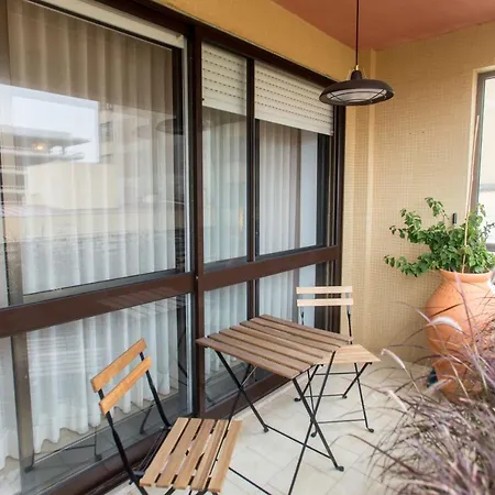 Matosinhos Beachside By Portocityhosts Apartment *